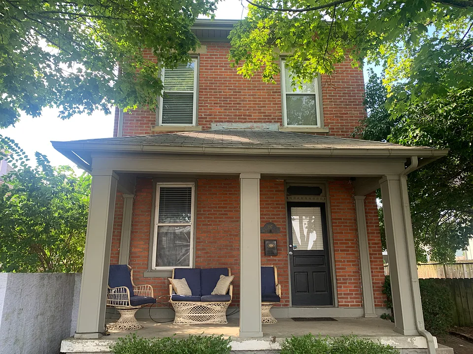 397 Siebert St
