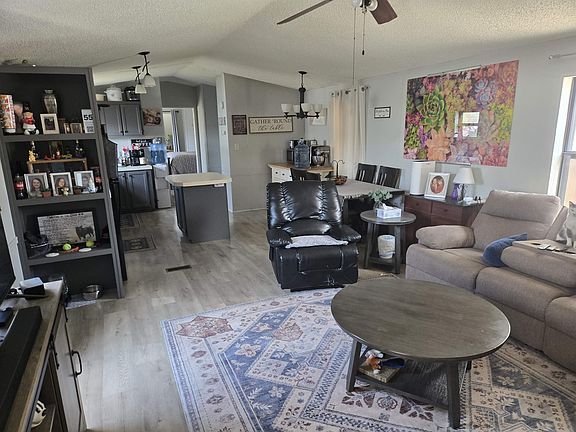 2nd image of 6 Maywood Dr