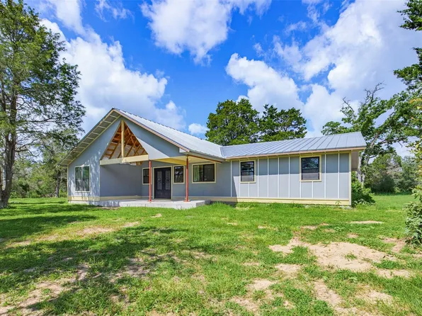 1156 County Road 437 N, Harwood, TX 78632