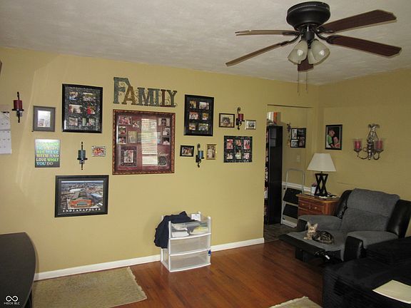 5th image of 8323-8325 Lake Rd