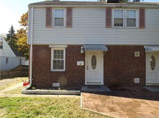 369 High Ridge Dr, Bridgeport, CT 06606