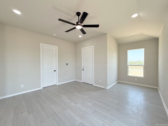 3rd image of 132 Camino Verde Ct