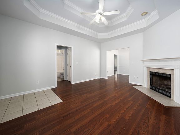 4th image of 7566 Spencer Ln