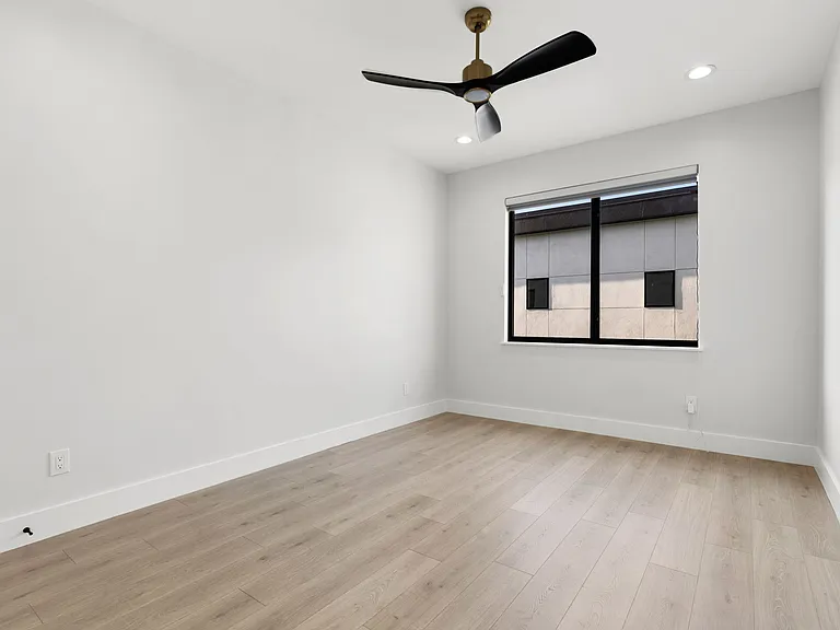 101 E Euclid Ave #1 — Photo 8