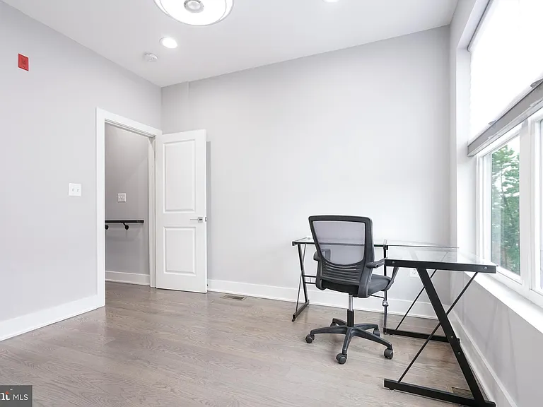 1632 K St NE #PENTHOUSE — Photo 58