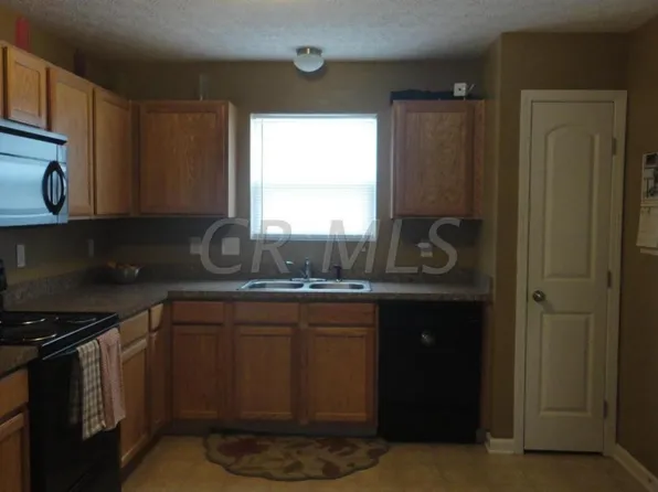 7814 Freesia St, Blacklick, OH 43004