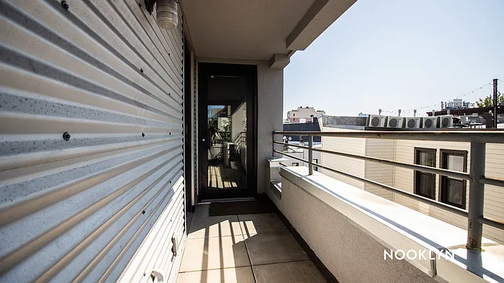 Rented by Nooklyn NYC LLC | media 29
