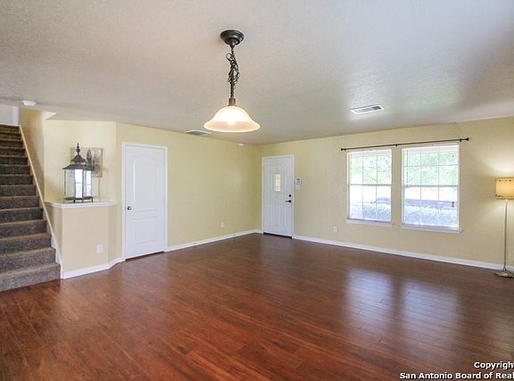 4th image of 2507 Sunbird Lk