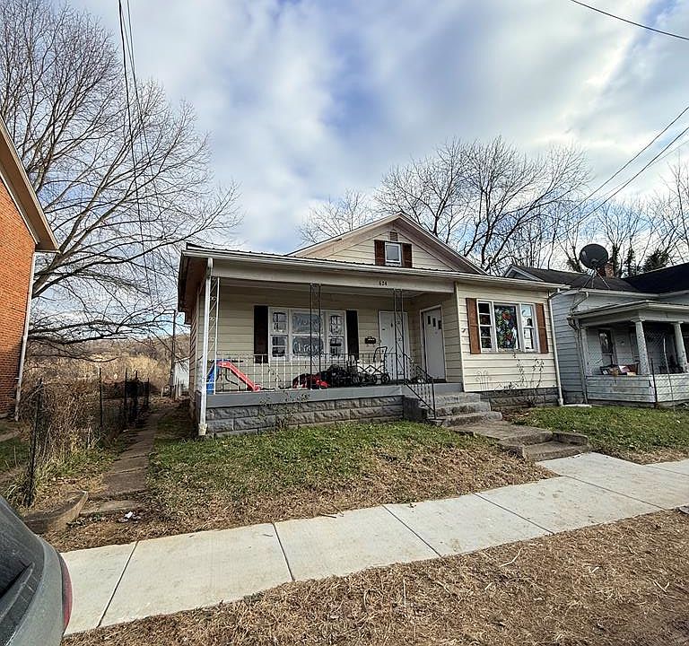 1st image of 624 S 2nd Ave