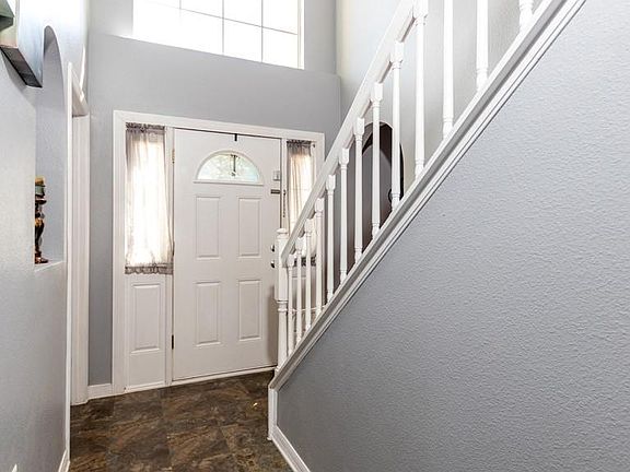 3rd image of 12911 Bridleford Dr