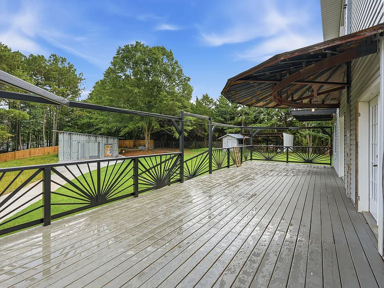 7134 Williams Rd — Photo 23