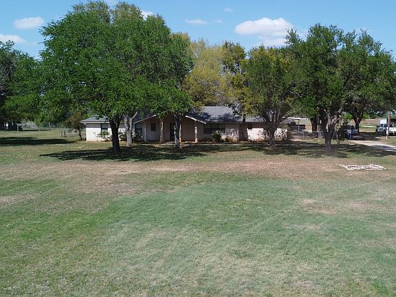 3rd image of 900 N Graytown Road