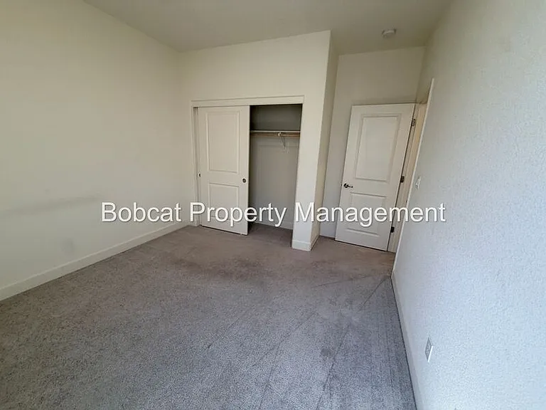 1751 Boundary Peak St — Photo 37
