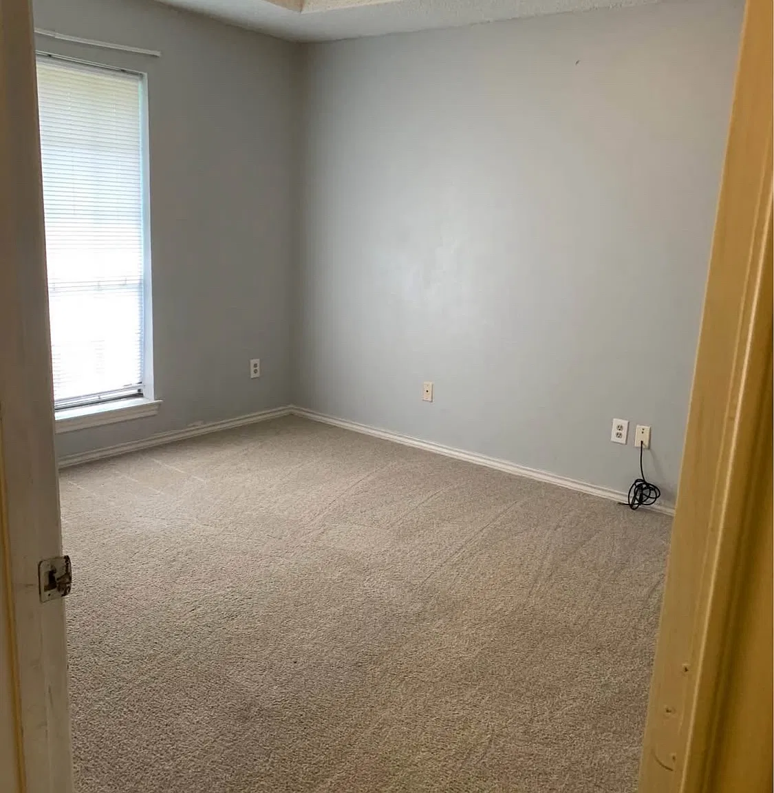 309 Creekside Dr — Photo 4