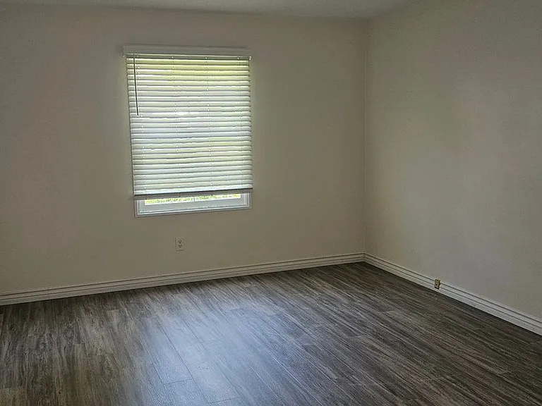 140 G Ave — Photo 34