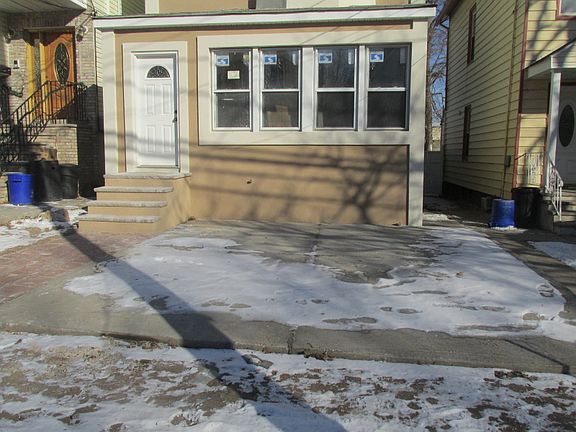 3rd image of 275 Verona Ave