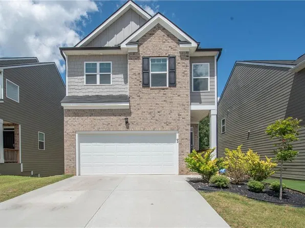 92 Silver Birch Pass, Newnan, GA 30265