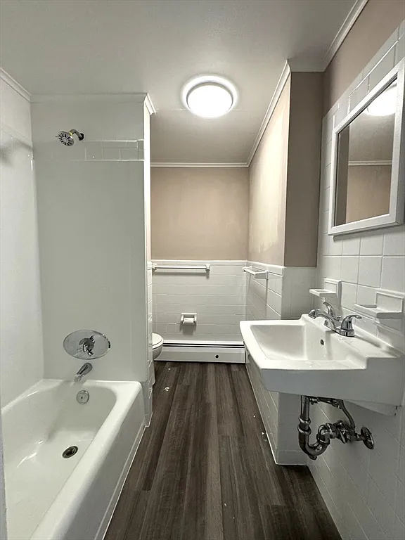 2 bed, 1.0 bath, 800 sqft, $2,000 — Photo 4