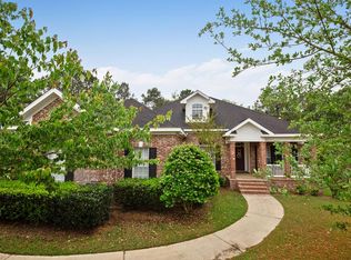 604 Holly Ln, Headland, AL 36345
