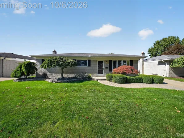 29719 Flanders Ave, Warren, MI 48088