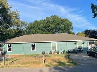 613 N Cherry St APT B, Aubrey, TX 76227