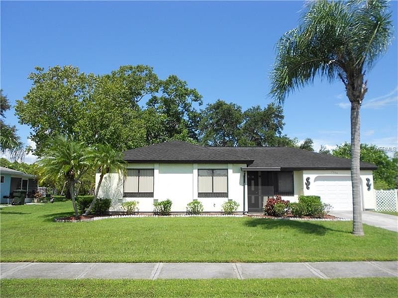 1st image of 7546 Darlene St