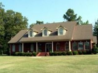 102 T R Christian Rd, New Hope, AL 35760
