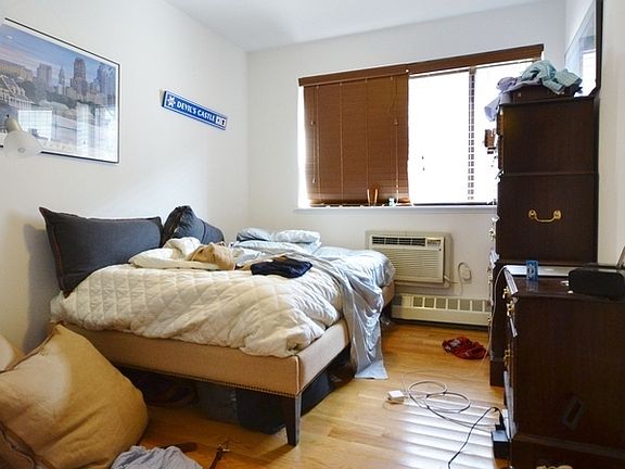 4th image of 164 Stanton St APT 5B