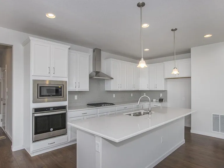 715 Lene Ln — Photo 27