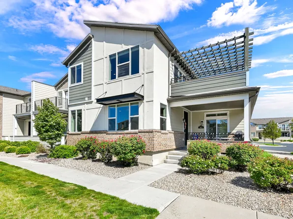 1163 W Henry Ave, Farmington, UT 84025