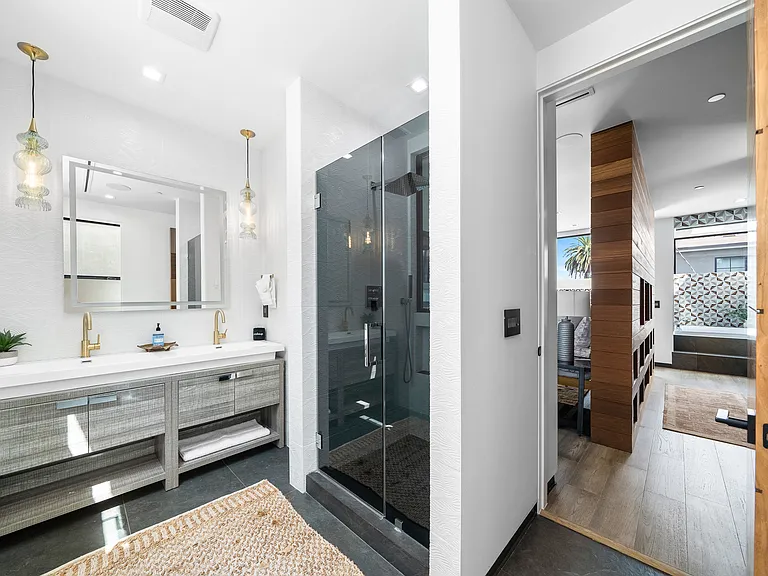 838 California Ave — Photo 35