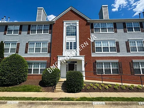 635 Constellation Sq SE #G Photo 1