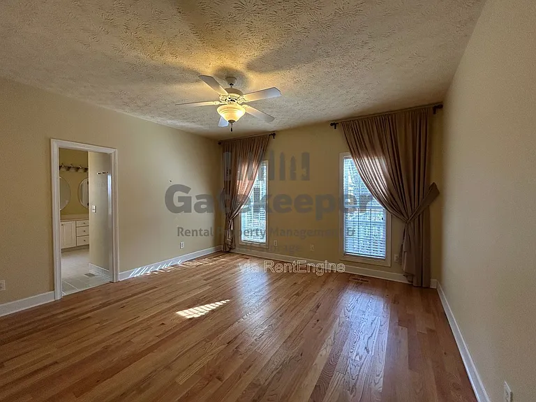 111 Hanbury Ln — Photo 11