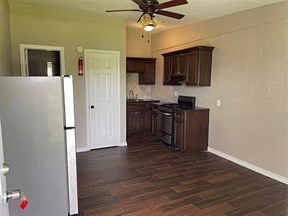 1st image of 2322 Cleburne St #11029535