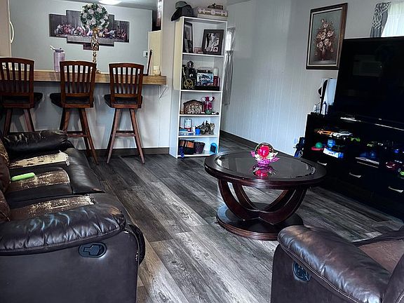 3rd image of 2280 1st Ave #97
