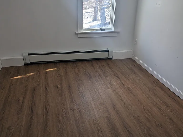 22 Chase St — Photo 8