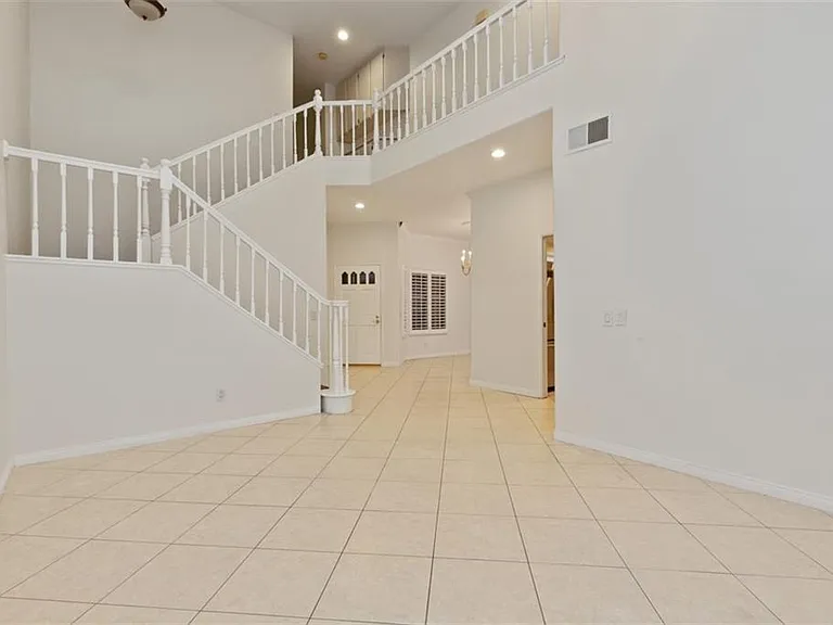 745 S Crown Pointe Dr — Photo 4