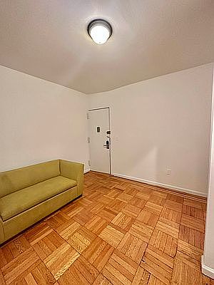 3rd image of 59-61 Carmine St #1B