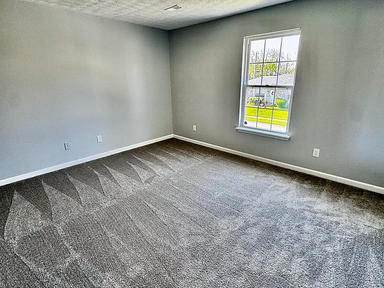 2469 English Station Dr — Photo 40