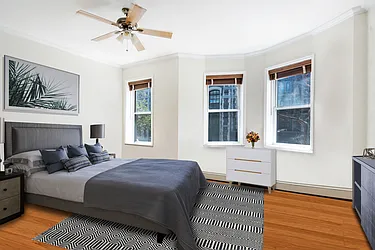 Rented by R New York