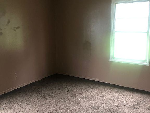 5th image of 2533 Crape Myrtle St