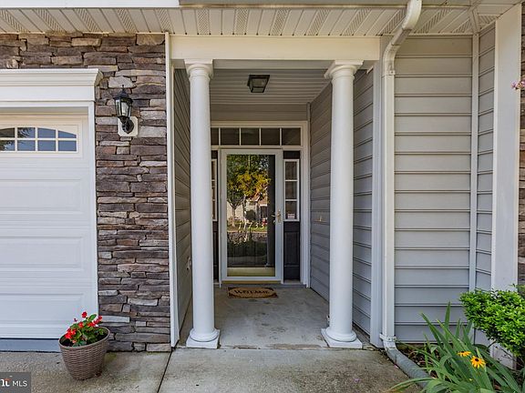 3rd image of 11733 Legacy Woods Dr