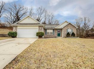 7 Summit Trail Ct, Collinsville, IL 62234