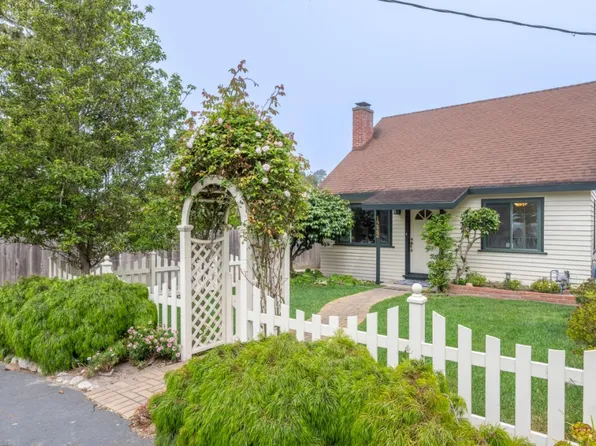 1222 Lincoln Ave, Pacific Grove, CA 93950