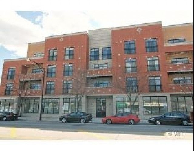 1st image of 5760 N Lincoln Ave