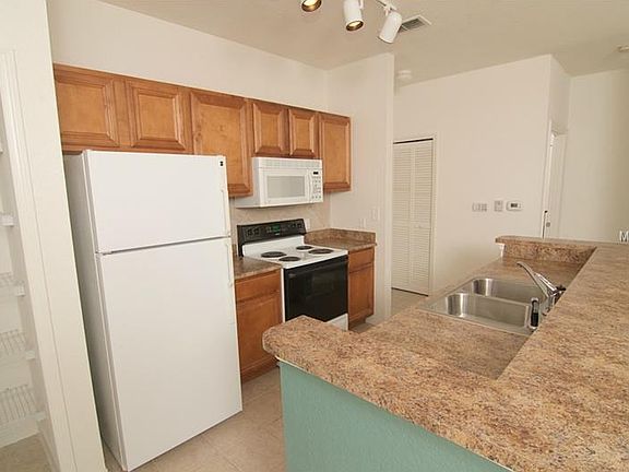 5th image of 8377 38th Street Cir E Unit 107