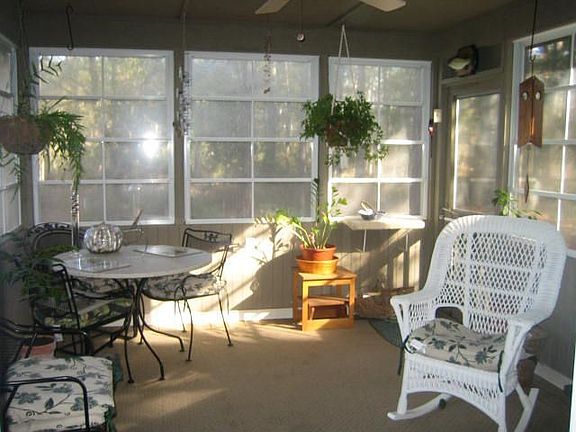 Beautiful Carolina Room