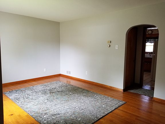 2nd image of 638 Buffalo Ave