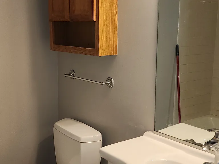 2608 E Goodrich Ave #4 — Photo 8