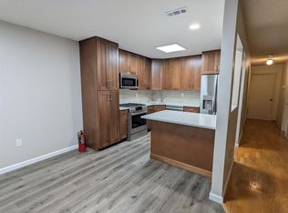 381 Lancaster Ct, Piscataway, NJ 08854